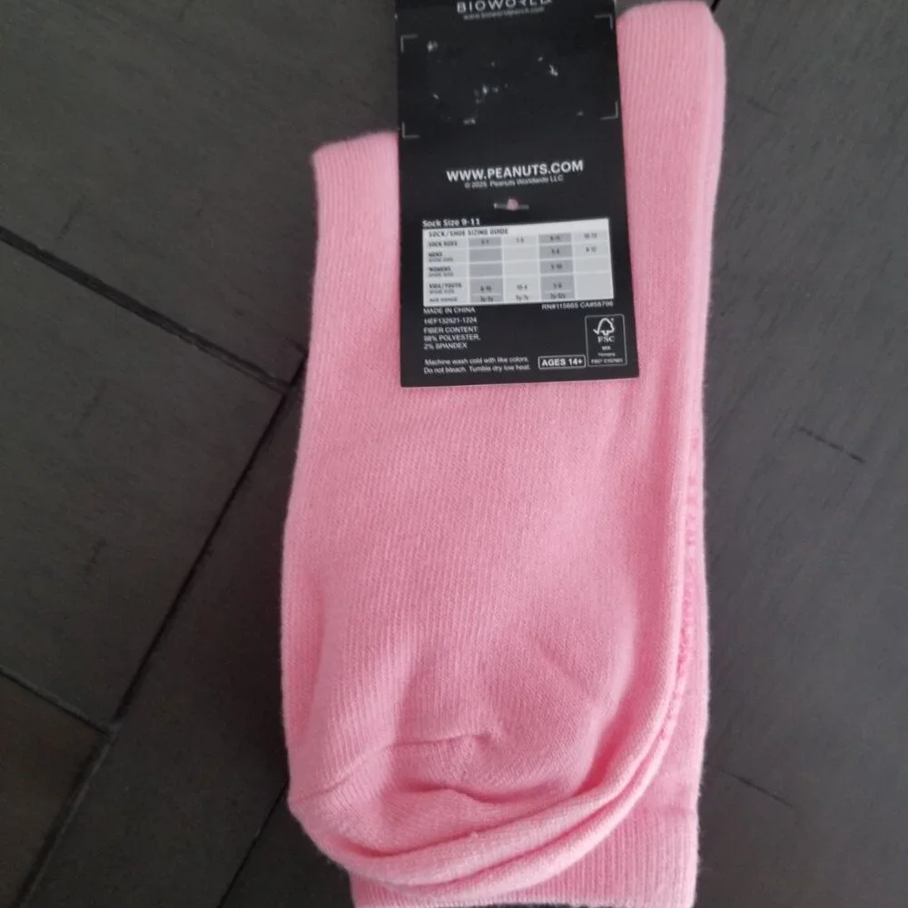 Peanuts Pink Snoopy Crochet 2 Pair Adult Crew Sock Set